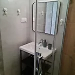 Dana Apartment *