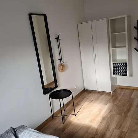 Dana Пустково